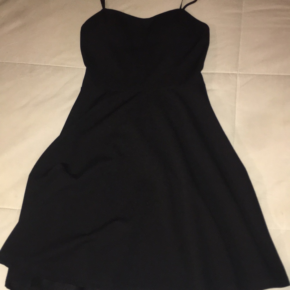 Black plain dress